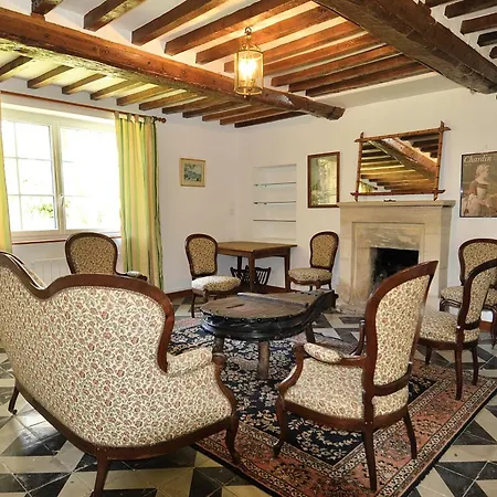 Prázdninový dům Le Couvent, Grande Maison En Pierre Avec Jardin Meuvaines